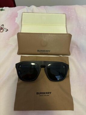 Burberry Sunglasses